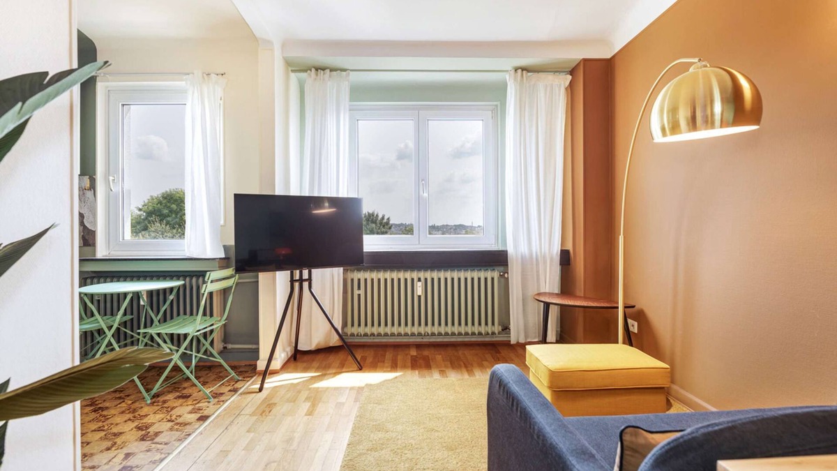 South Bonnevoie Apartment | Elegant 1BR Apartment w/Full Kitchen & Workspace