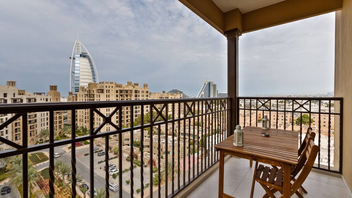 Umm Suqeim 3 Apartment | Elegant 2 Bedroom + Maid's Room in Rahaal 2, MJL