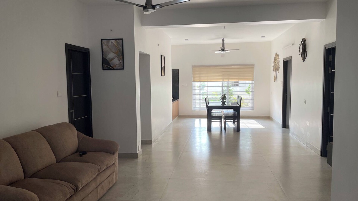 Thiruvananthapuram Apartment | Elegant 3-BR Serviced Apartment with Full Amenities and Near City Hotspots