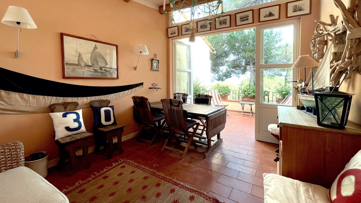 Capo D'arco Apartment | Elegant 4/5 people, terrace, in private compound a few steps from the sea