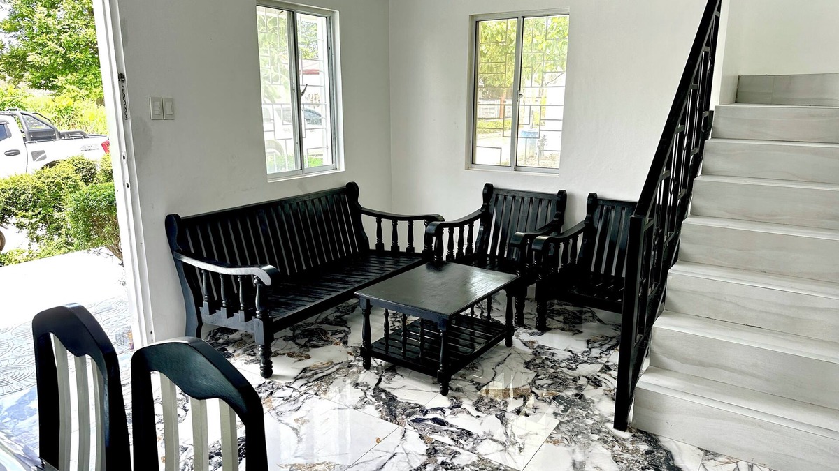 Oton House | Elegant 4BR Home in Savannah with Garden
