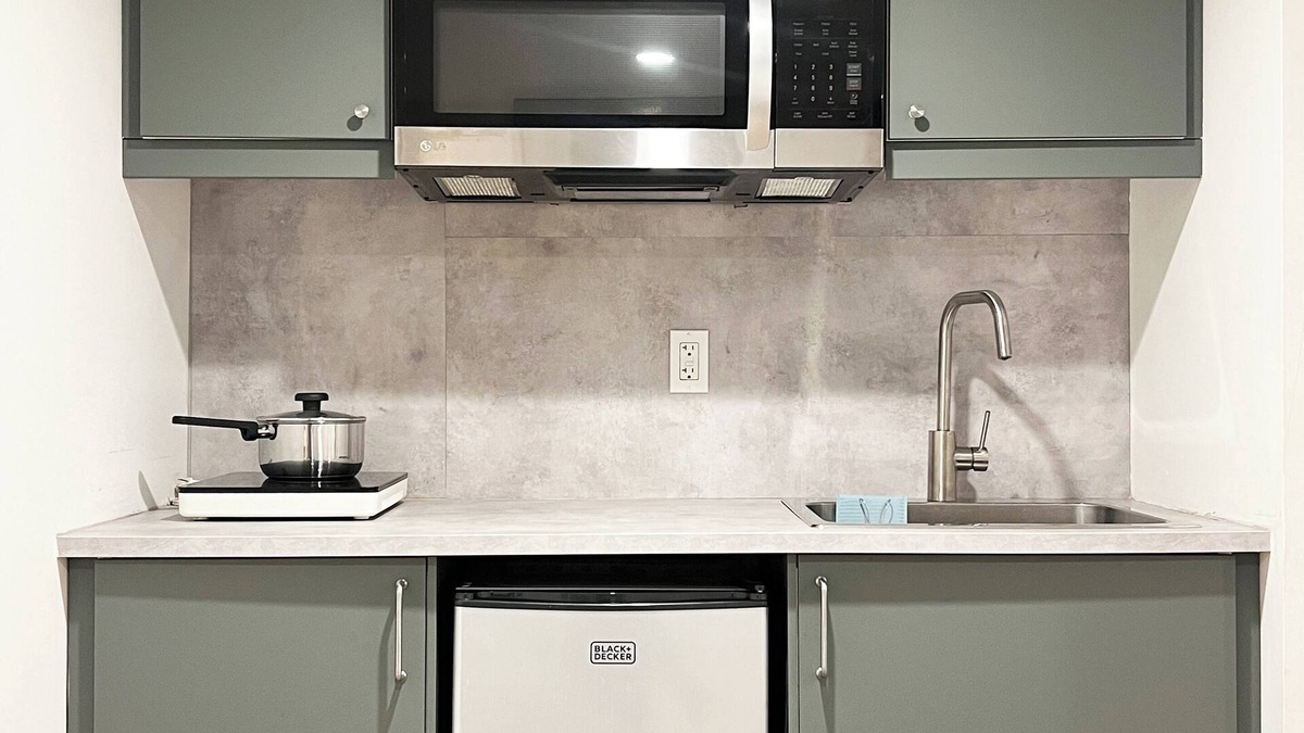 Englewood Apartment | Elegant and Comfortable Retreat Near NYC