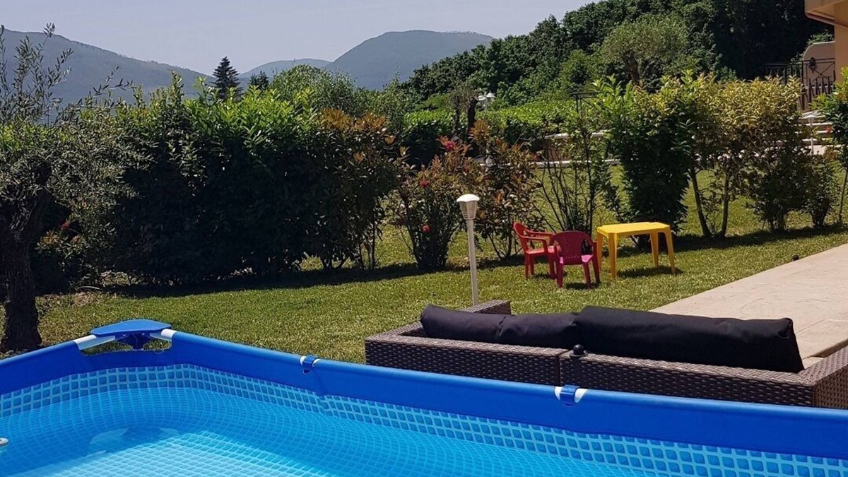 Avellino Villa | elegant and comfortable villa in the city in a private park surrounded by greenery.