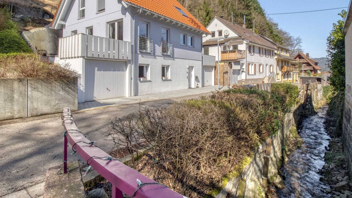Kappel Apartment | Elegant Apartment in Freiburg near Forest