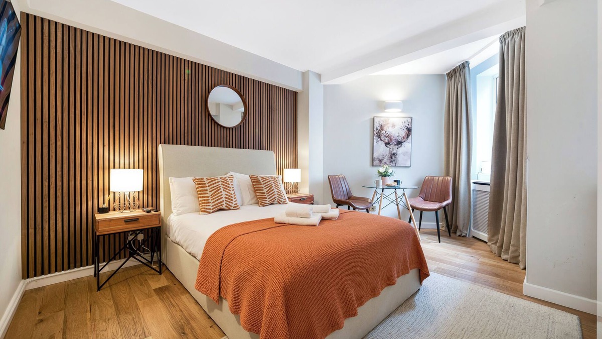 Brompton & Hans Town Apartment | Elegant Apartment in London's Prime Location