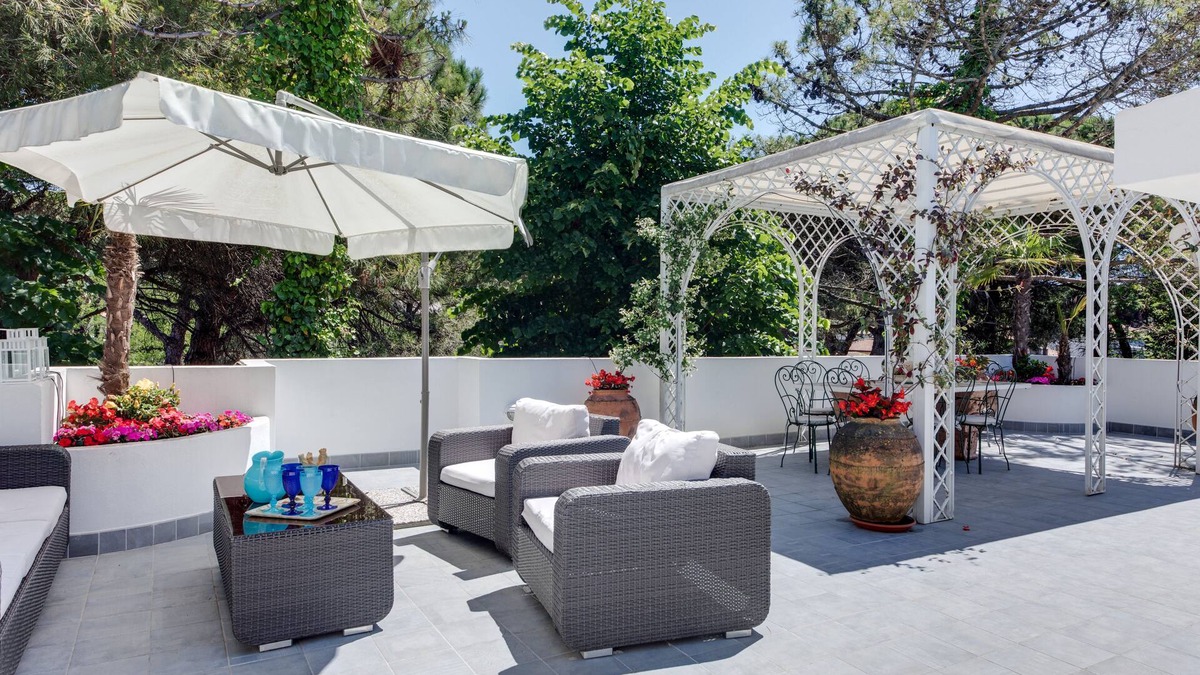 Cervia Apartment | elegant apartment in the green and with large terrace