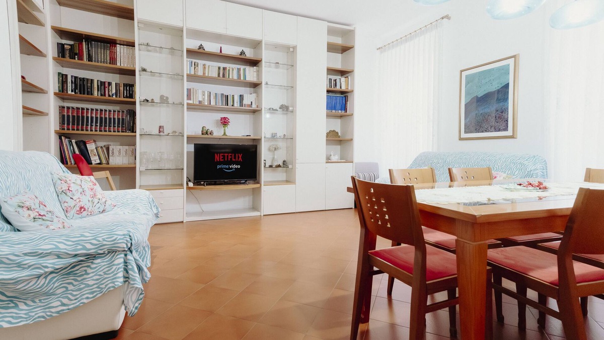 Citta Nuova-Barriera Nuova-San Vito-Citta Vecchia Apartment | Elegant apartment located in the heart of Roman Trieste - FREE GARAGE