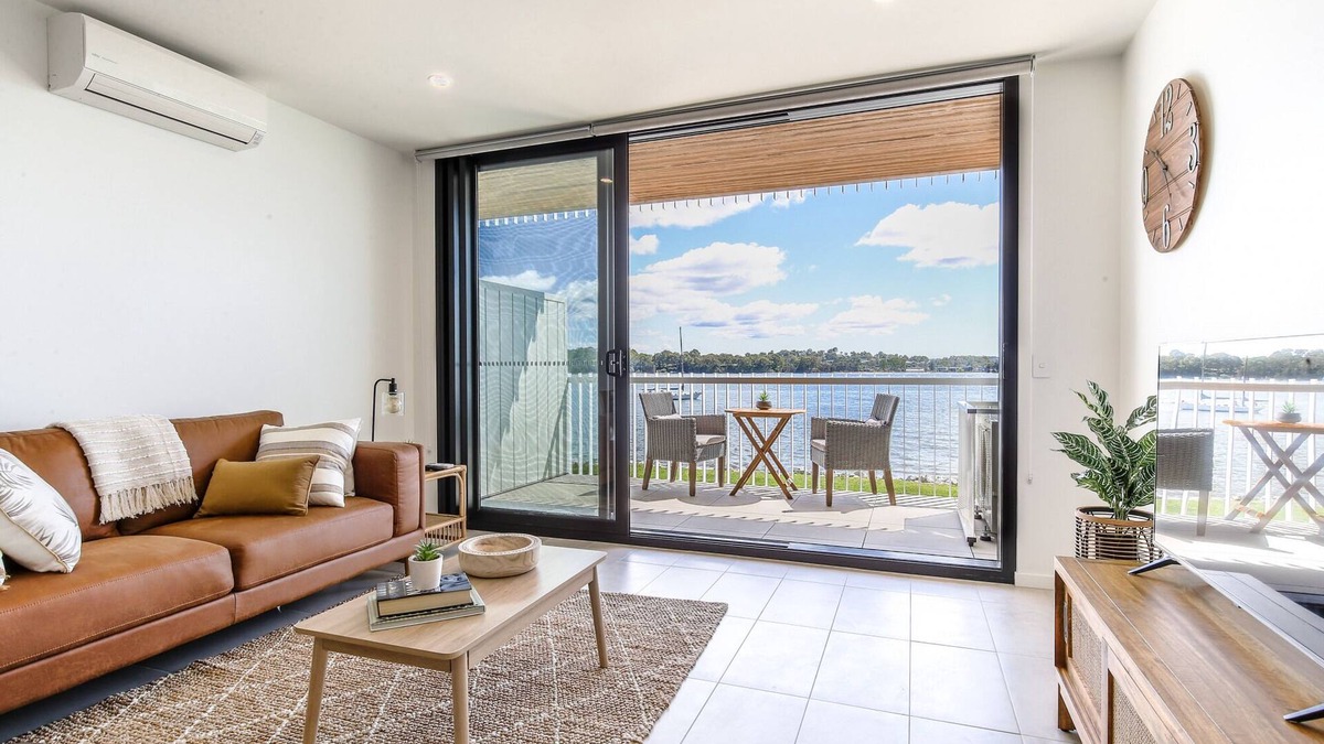 Batemans Bay Apartment | Elegant Bay Side 1-Bed Apartment with Views