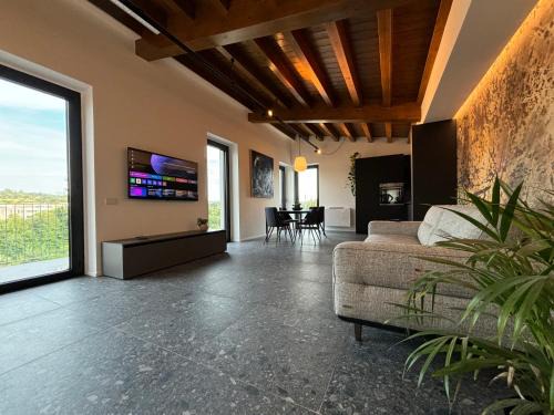 Gavardo House | elegant Bike&Moto Haven