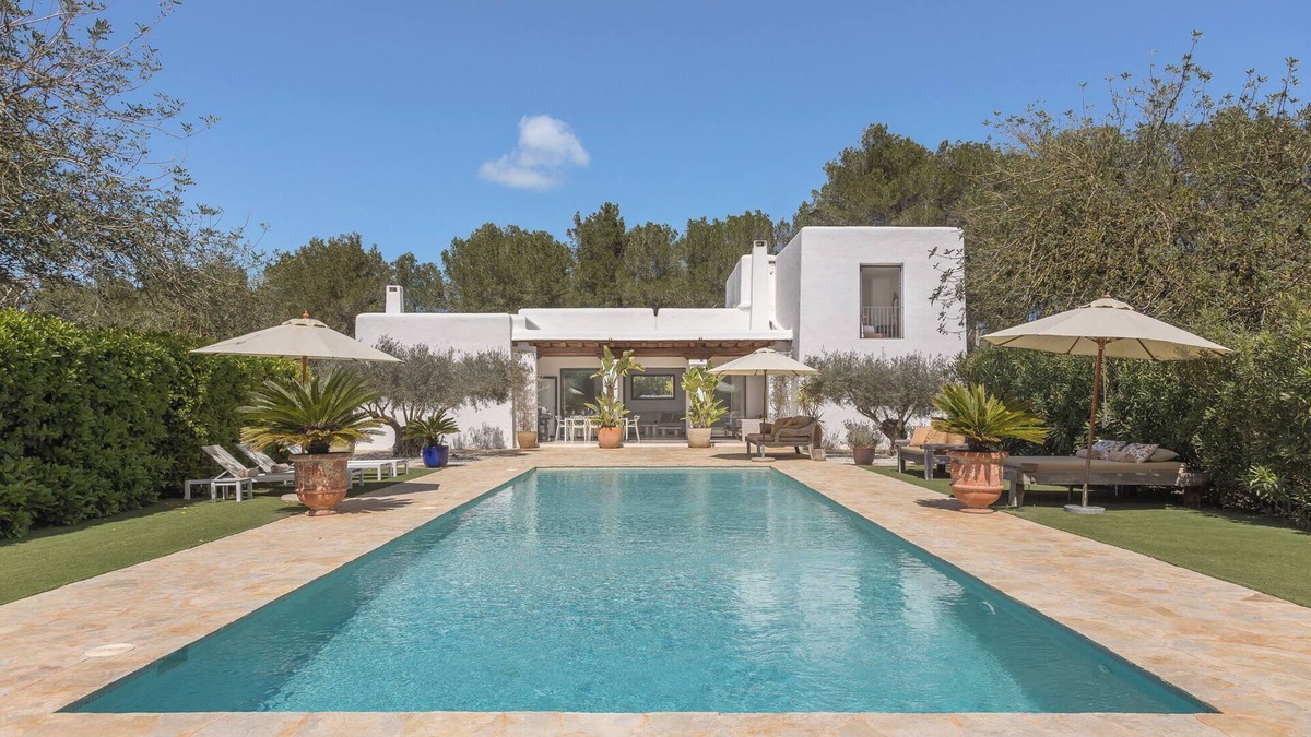 Sant Rafael de Sa Creu Villa | Elegant Blakstad Villa in Ibiza’s Heart | 4 Bedrooms, Private Pool, Fenced