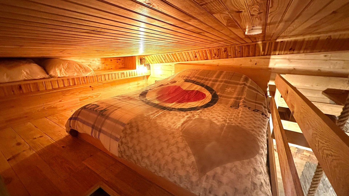 Greolieres les Neiges Apartment | Elegant chalet apartment in the heart of Greolieres les Neiges resort