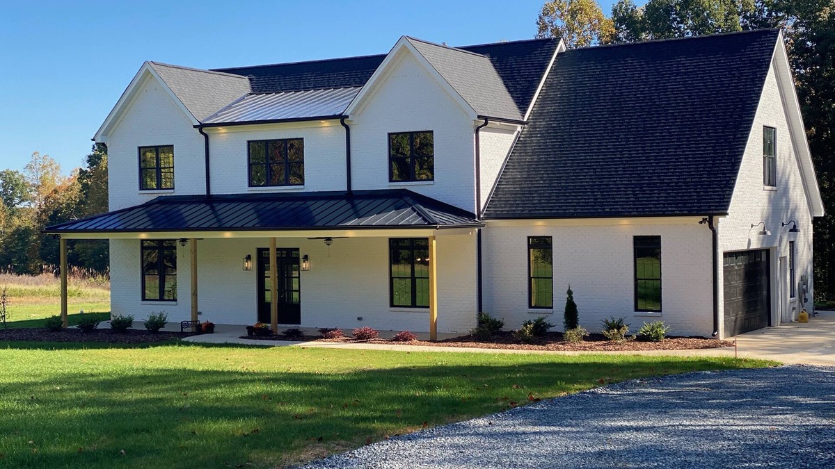 Reidsville House | Elegant Countryside Modern Farmhouse
