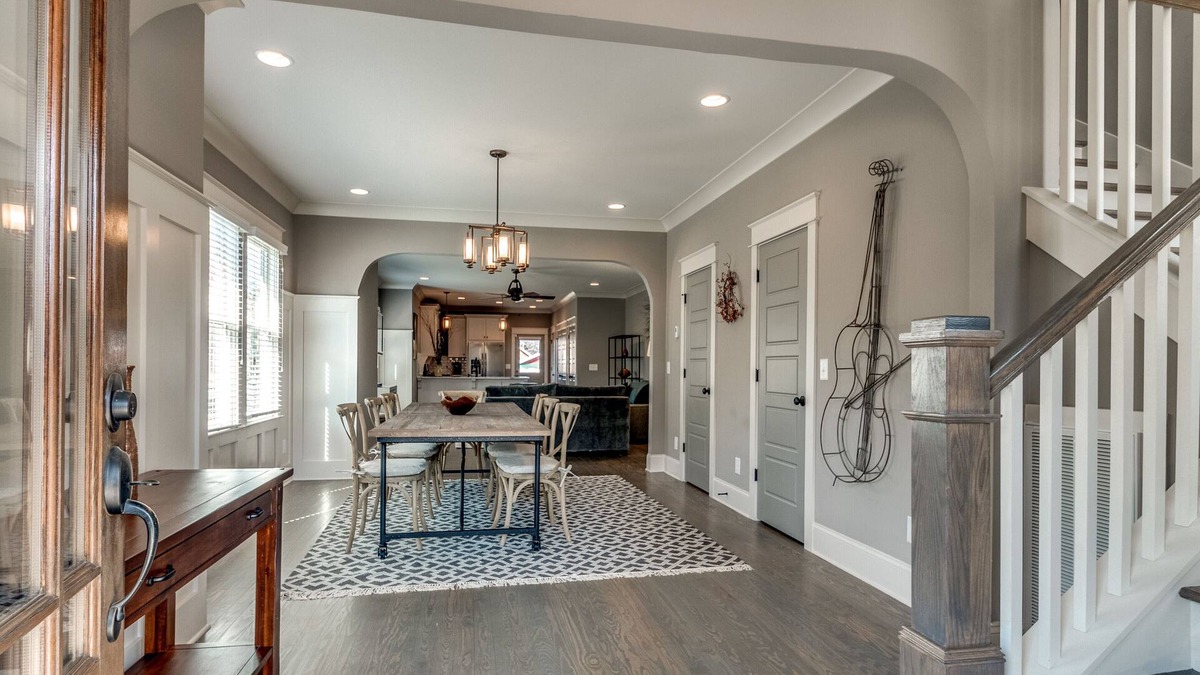 East End House | Elegant East Nashville Home welcomes you to Music City