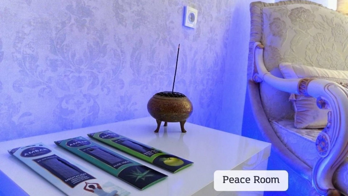 Kutaisi Apartment | Elegant Escape: Your Home in The Center of Kutaisi