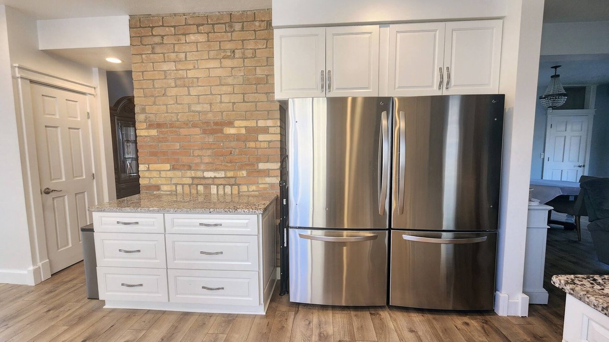 Monaca House | Elegant Family Haven
