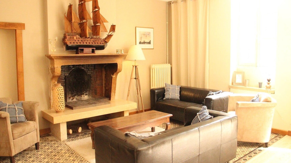 Bouix House | Elegant Family Home in Bouix