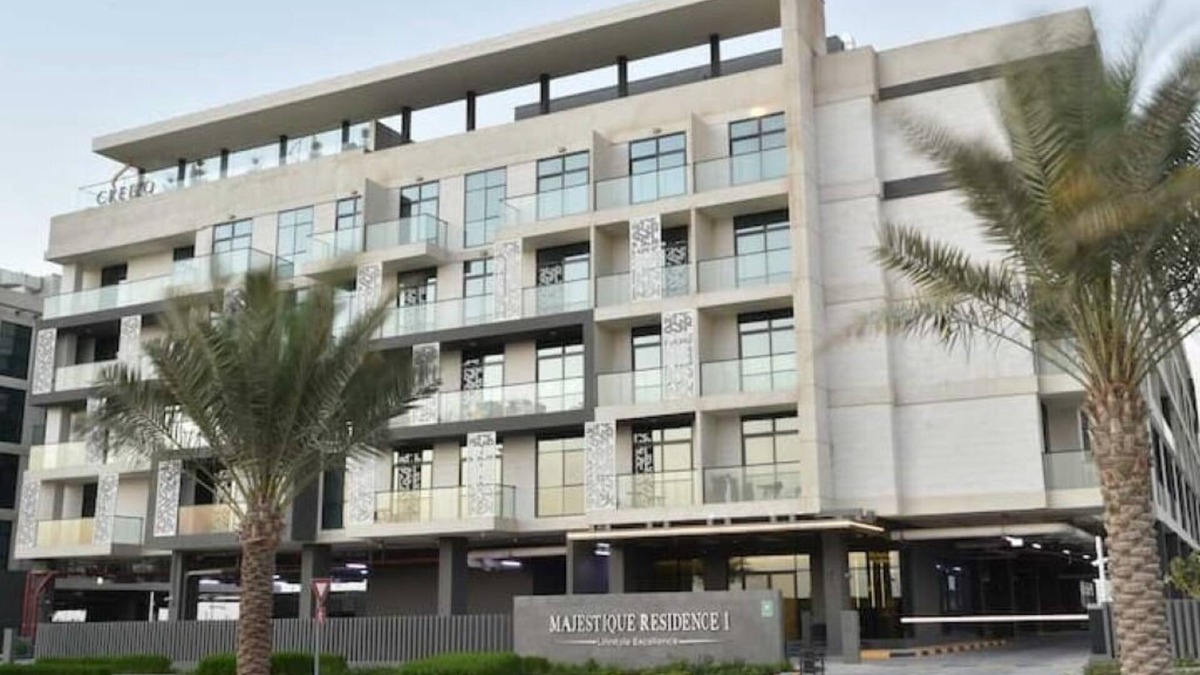 Dubai World Central Apartment | Elegant Gateway Studio | Dubai