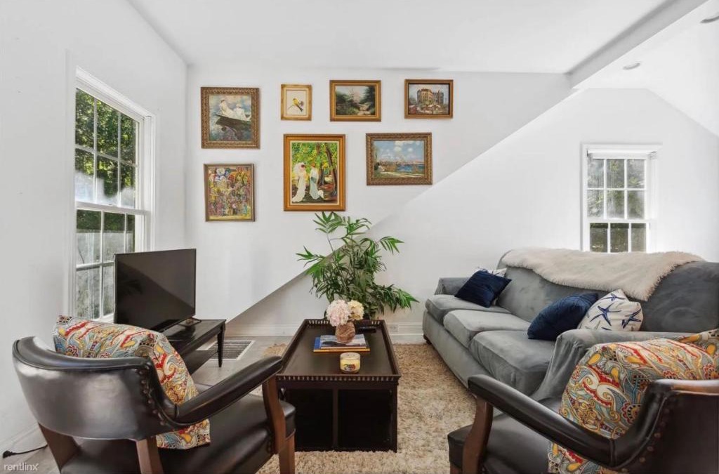 Covington Apartment | Elegant Guest Studio in Upscale Community