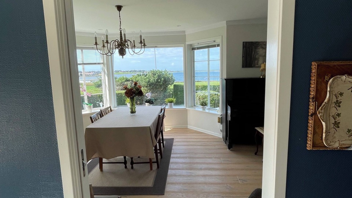 Randaberg House | Elegant house close to the beach