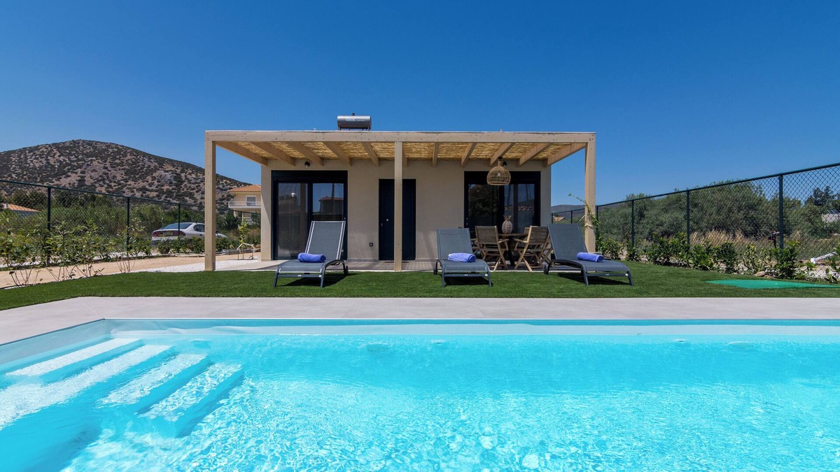 Schinias Villa | Elegant house with Private Pool