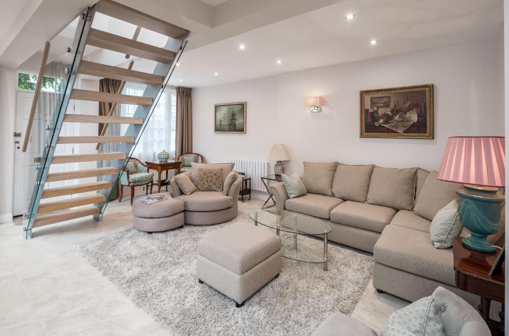 Pembridge Apartment | Elegant house with rooftop terrace