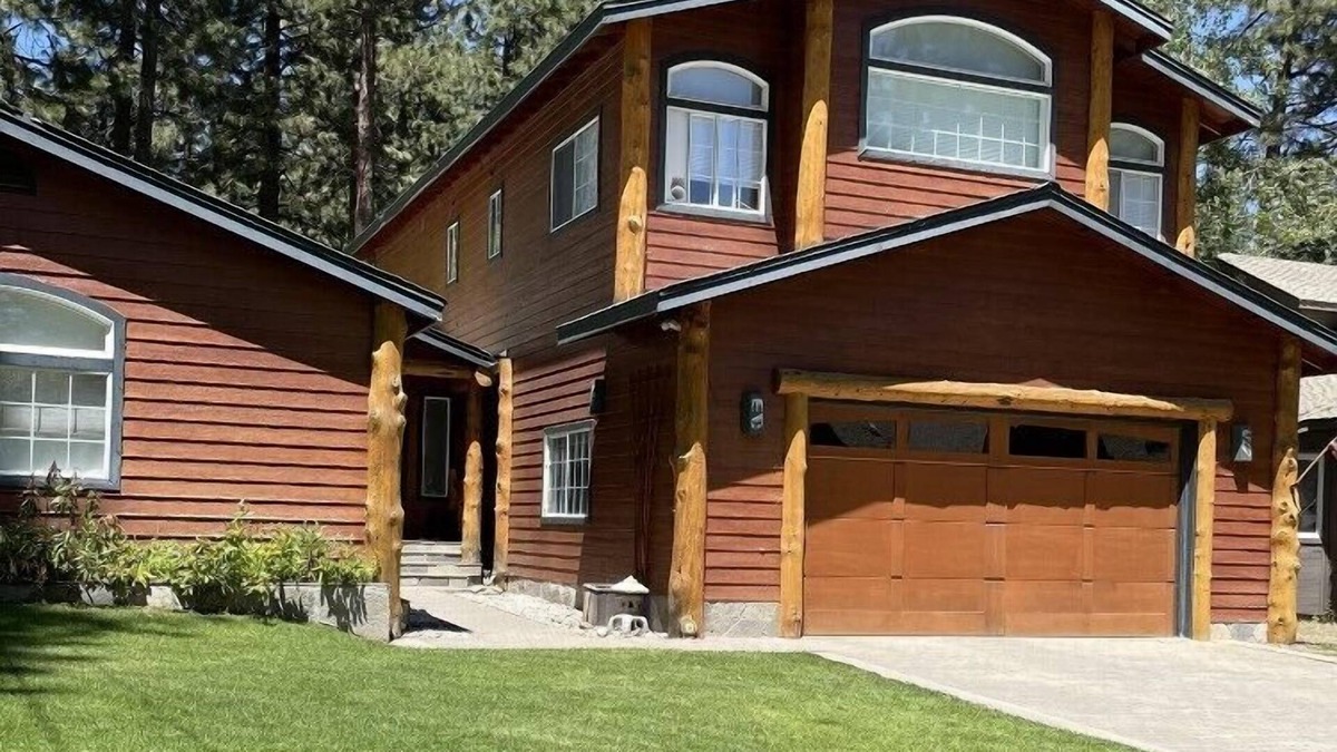 Skyland House | Elegant Lake Tahoe Home. W/Private Hot Tub- #SK118