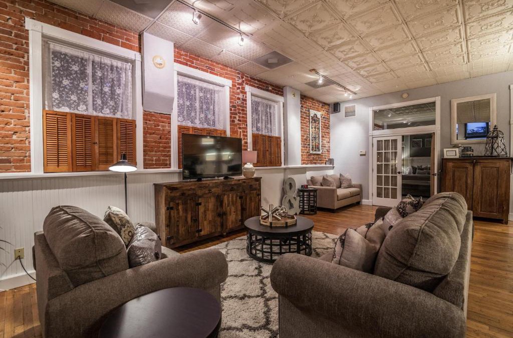 Old Town Villa | Elegant Loft-Style Retreat in Old Firehouse Alley