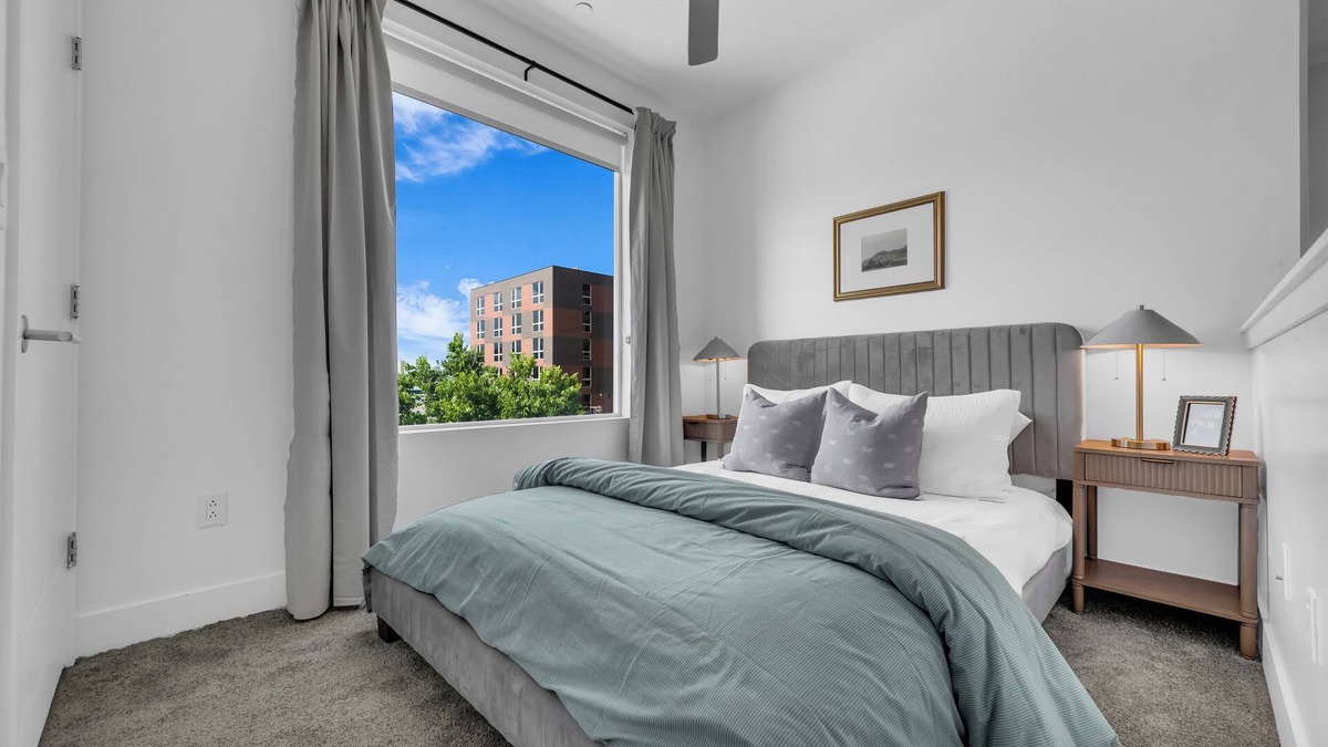 Rio Grande Apartment | Elegant & Modern! Near Downtown with Discounts!