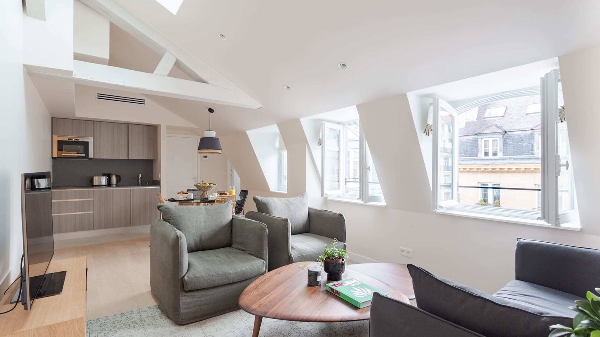 Enfants-Rouges Apartment | Elegant nest with air conditioning - Marais