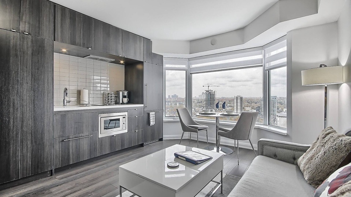Bloor-Yorkville House | Elegant One-Bedroom in the Heart of Yorkville