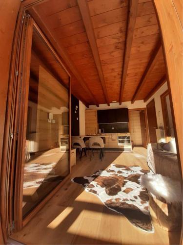 Aprica Apartment | Elegant Padrio Apartment PassoAprica