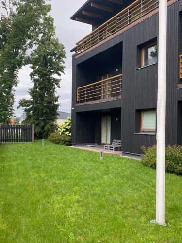 Kipsala Apartment | Elegant Riverside Flat