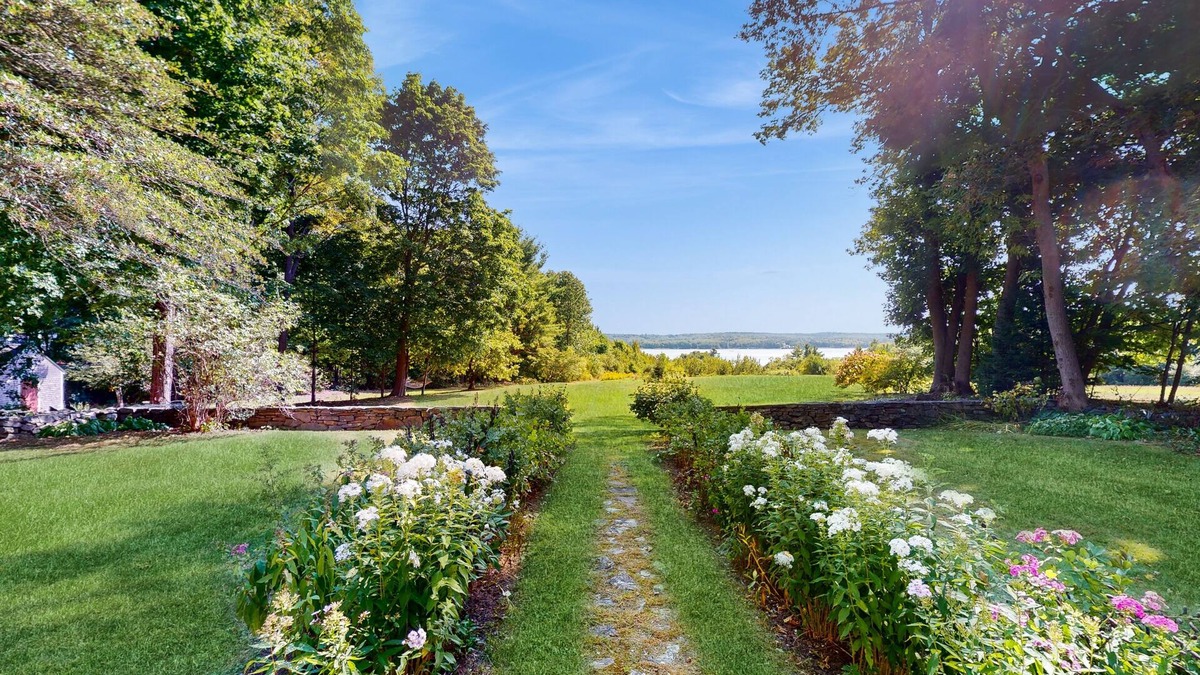 Wiscasset Apartment | Elegant riverside retreat with breathtaking views and modern comforts