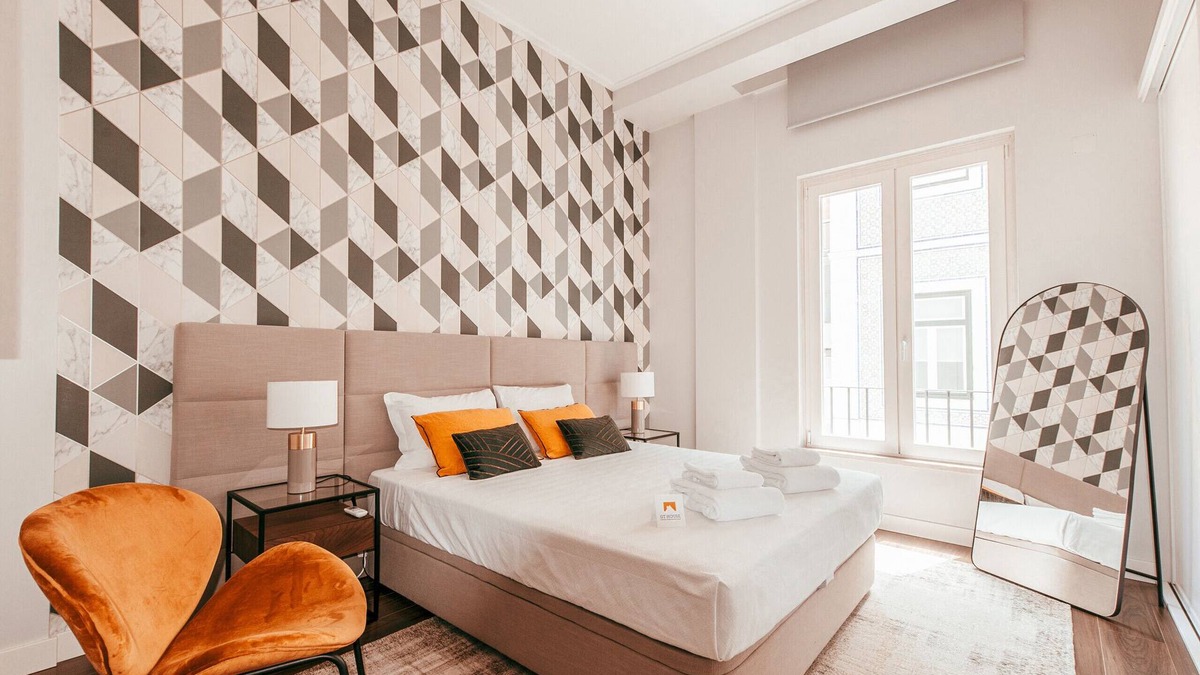 Santa Isabel Apartment | Elegant & Sophisticated Campo Ourique by GT House