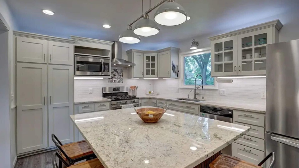 Middleton House | Elegant Space–Premium Kitchen–Spacious & Ideal for Gathering w/Friends & Family