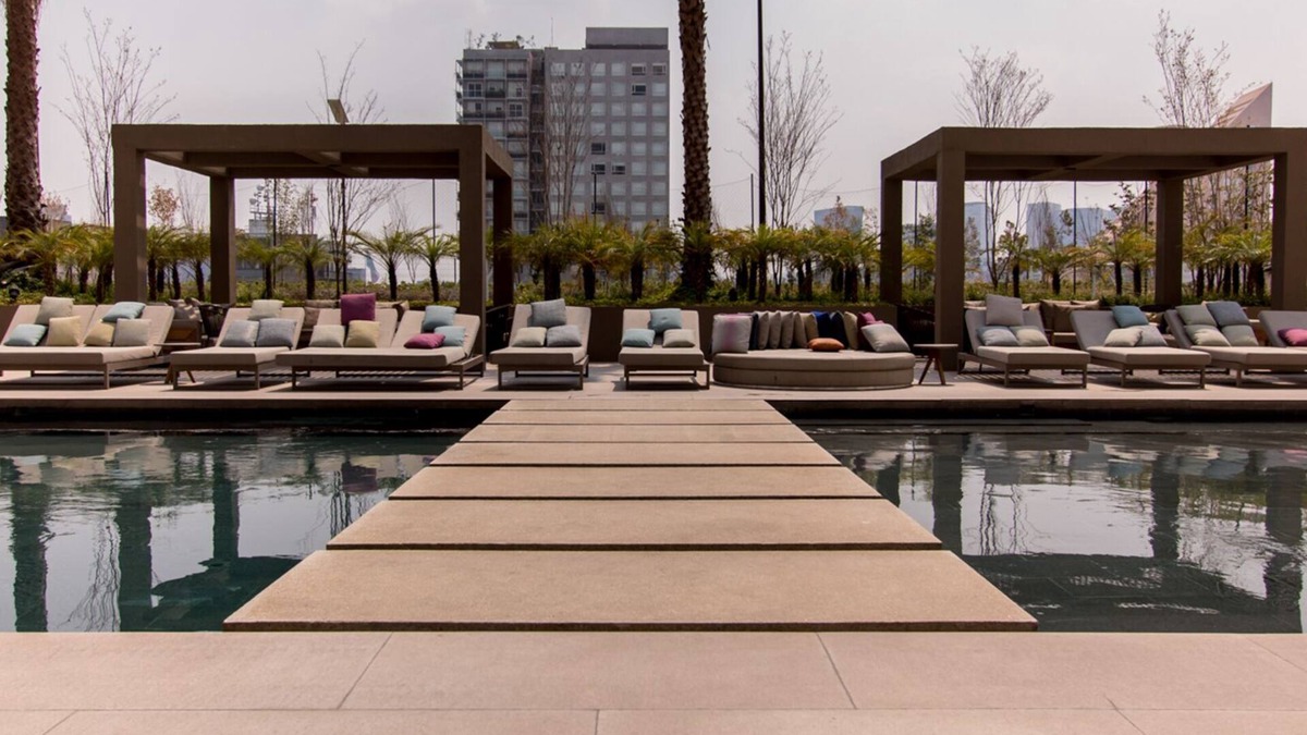 Granada Condo | Elegant & Spacious 2BR Condo W/Luxury Amenities