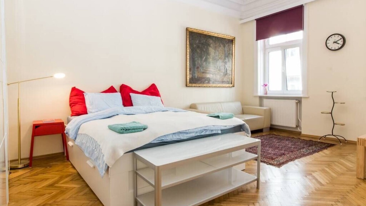 Josefstadt Apartment | ELEGANT, STYLISH STUDIO IN THE HEART OF VIENNA