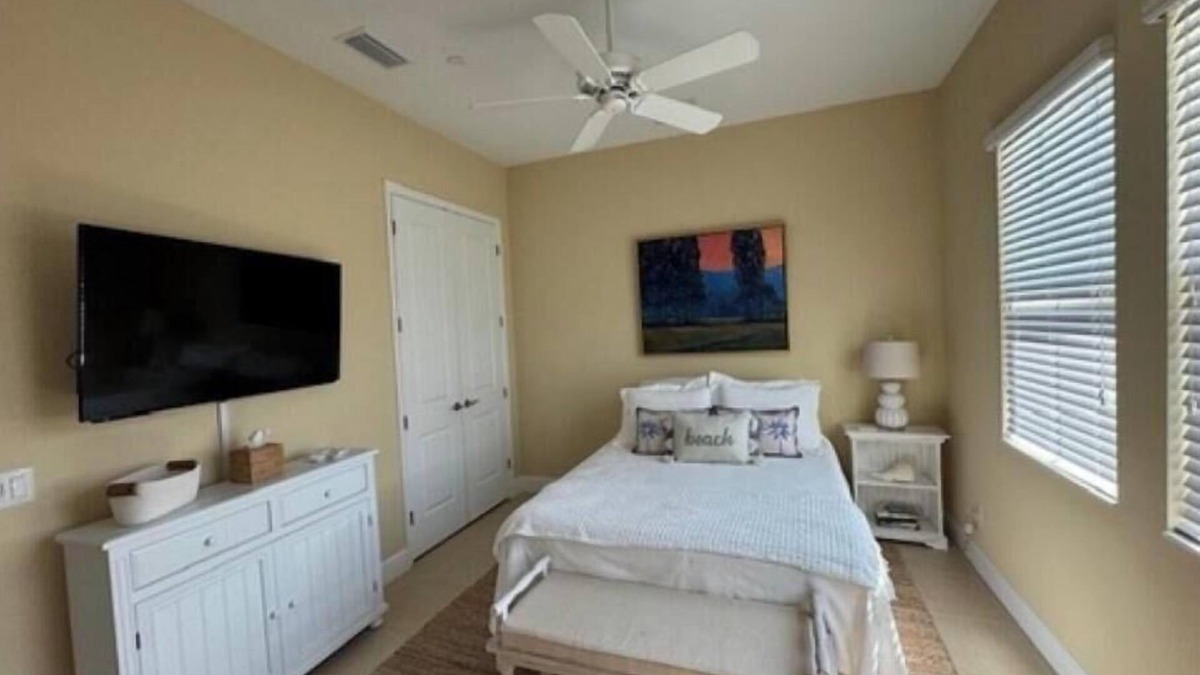 Whitney Beach House | Elegant townhouse Located in Harbour Isle just off Anna Maria