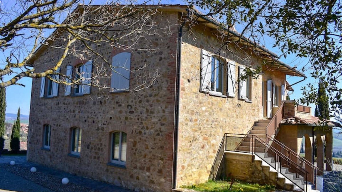 San Quirico d'Orcia Villa | Elegant villa at walking distance from San Quirico d'Orcia. superb viwe
