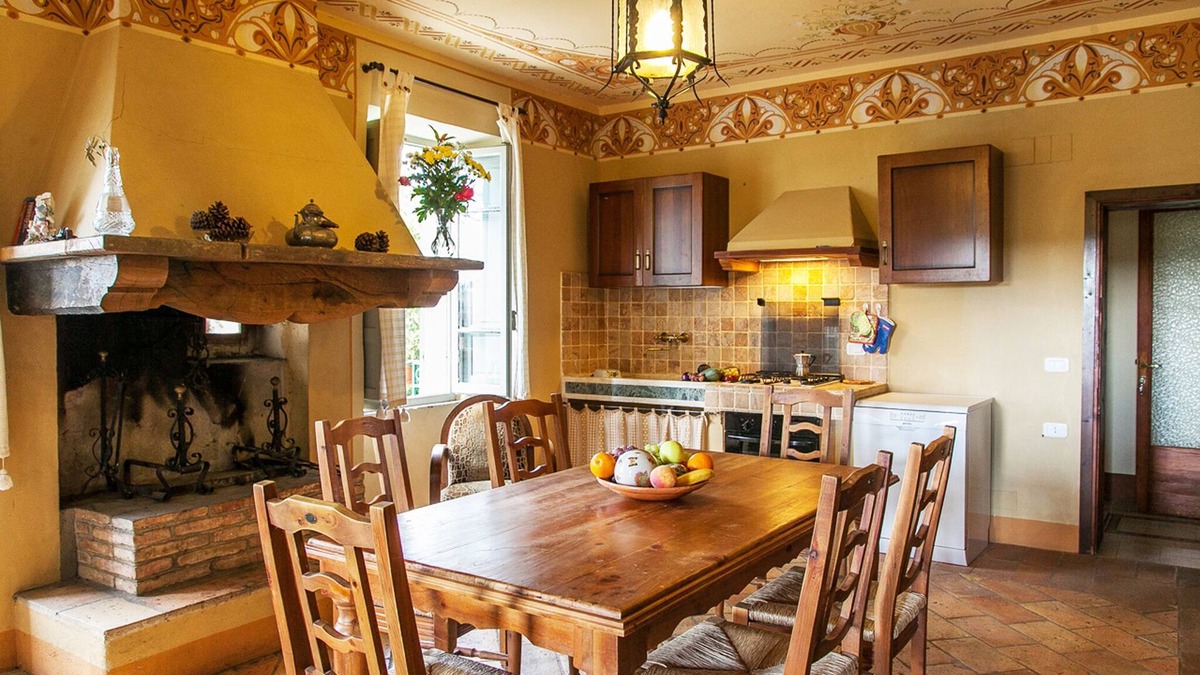 Castiglione del Lago Apartment | Elegant villa on Lake Trasimeno - Papavero