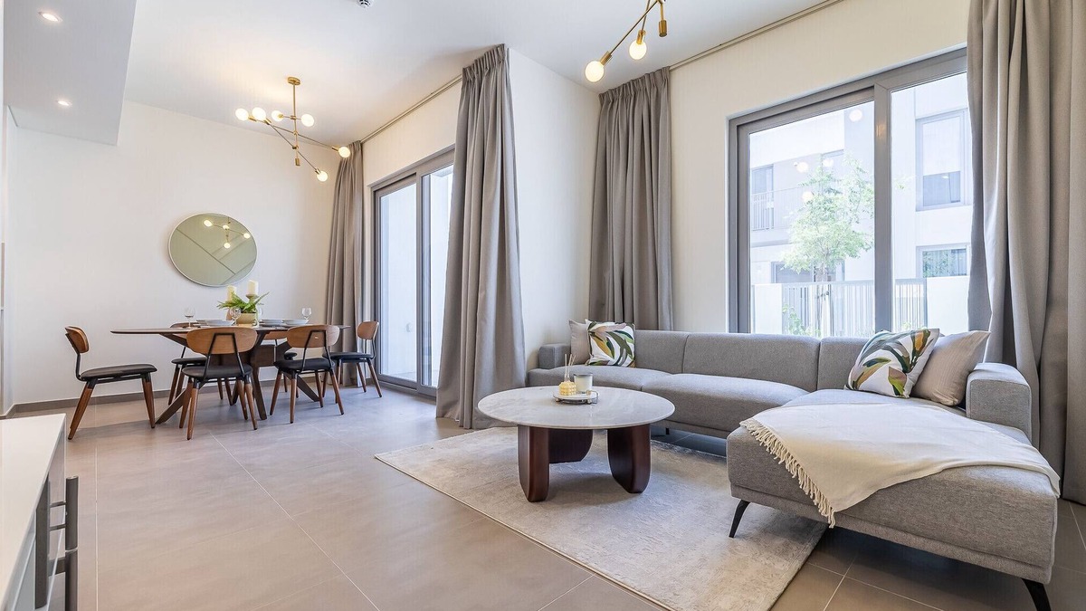 Dubai Ski Chalet | Elegant villa with 3 BDR I Maid Room I Garden/B51