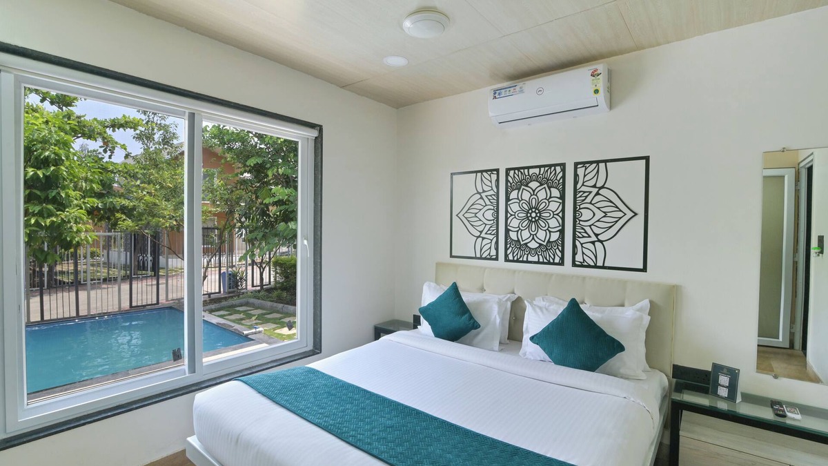 Rajgurunagar Hotel | Elegant Waterfront Resort