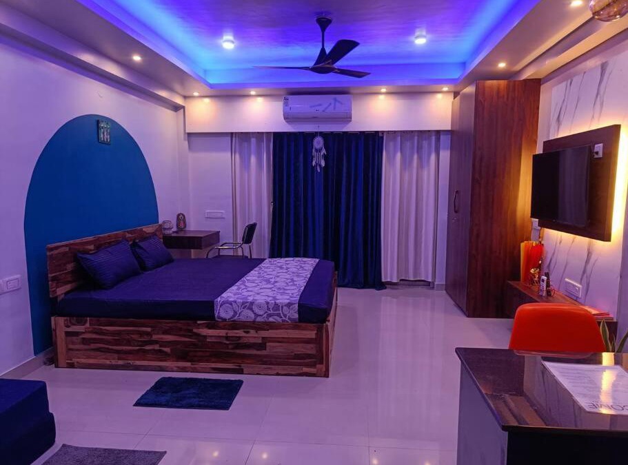 Kolkata Apartment | Elegant Xanadu Studio 604 -Pool, Airport, CC2 Mall