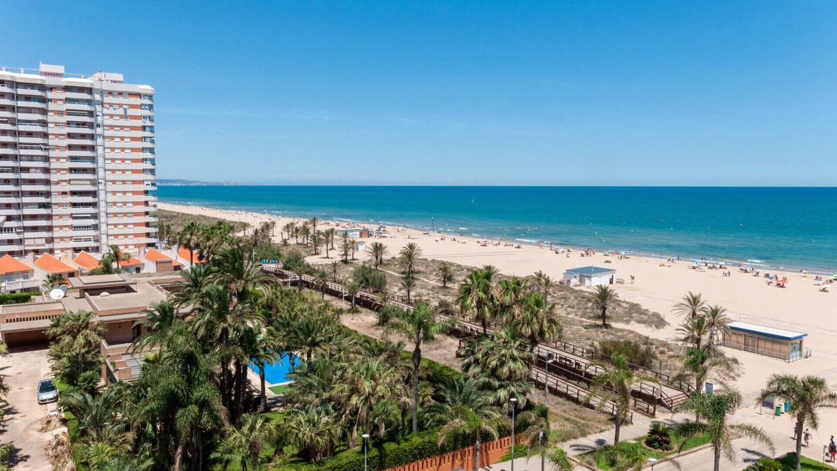 Grau i Platja Apartment | Elegante Apartamento familiar de 2 dormitorios, piscinas y vistas al Mar
