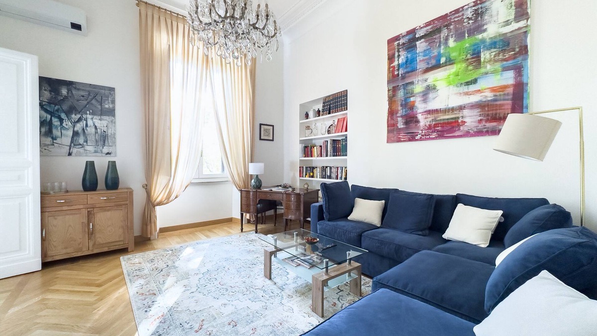 Rione VII Regola Apartment | Elegante Appartamento nel Cuore di Roma