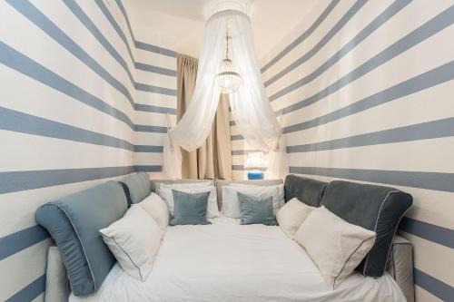 Genoa Historical Centre Apartment | Elegante Loft - 3min Acquario