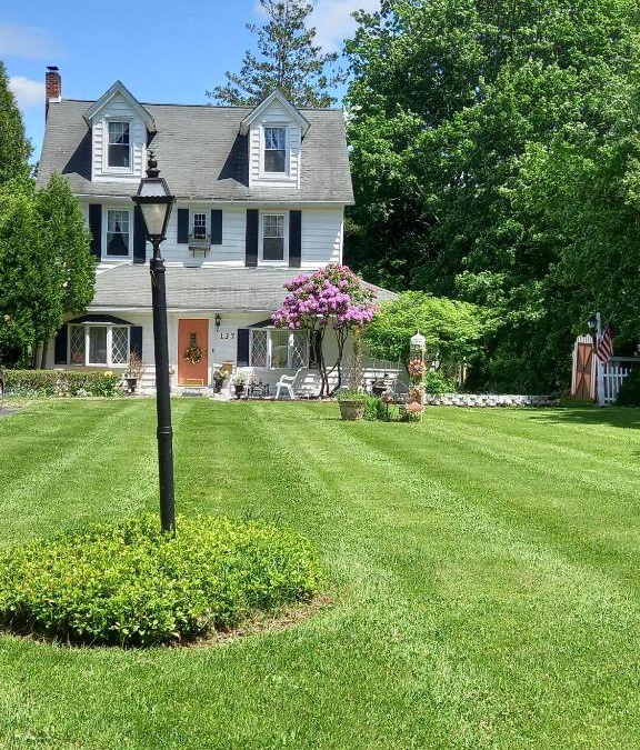 Liberty Apartment | Elegantly English Catskills