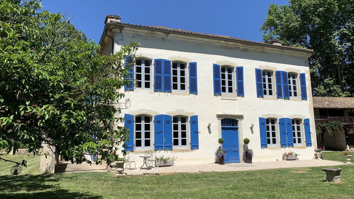 Samadet House | Elegantly Spacious Chateau for large groups