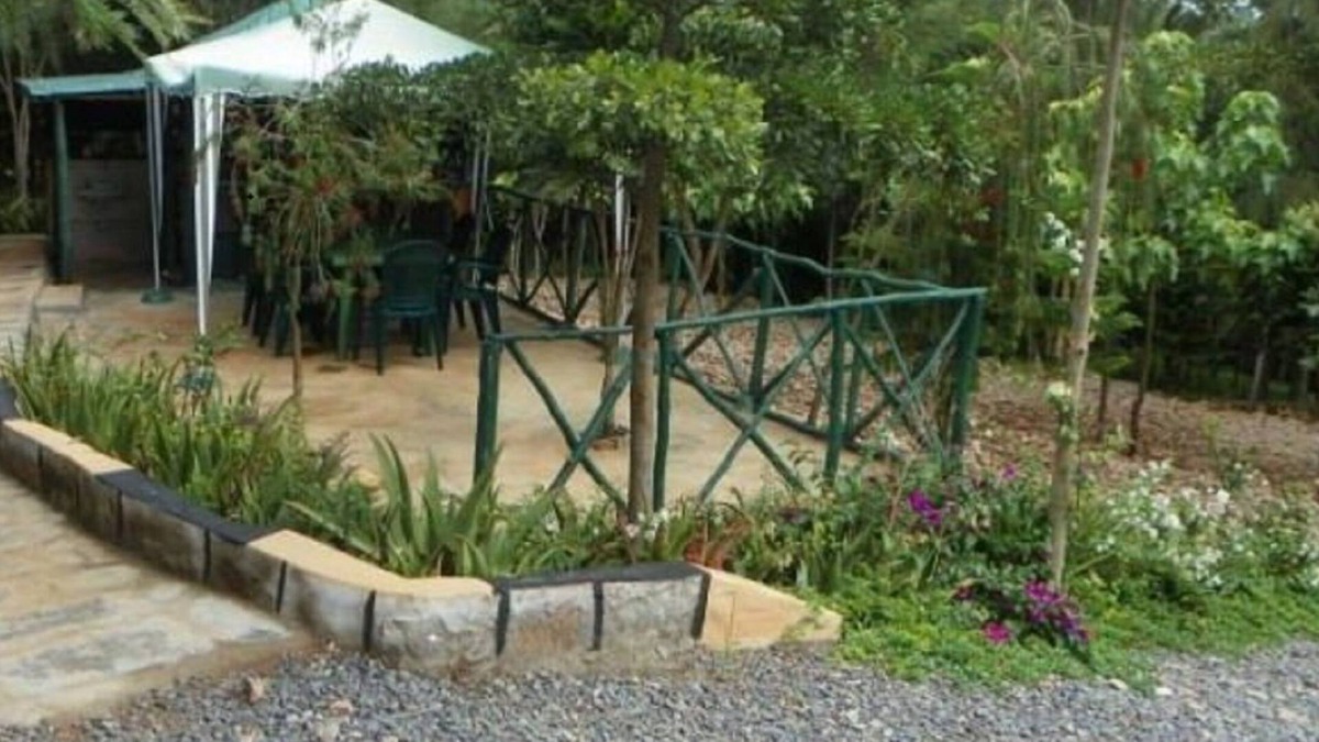 Ngelani House | Elena Lodge