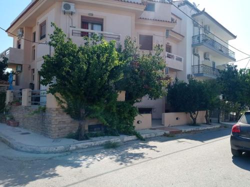 Ireon Apartment | Eleni's Apartments